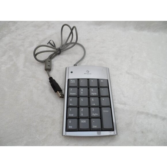 Targus Model PAUK10U Numeric Keypad Plug & Play 2 USB Ports - Picture 1 of 4